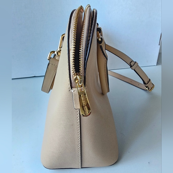 Handbag, Michael Kors, Cindy Satchel, Cream, EUC - Picture 3 of 10